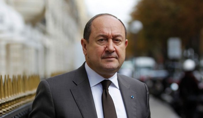 Fransa'da eski emniyet ve istihbarat müdürlerine gözaltı