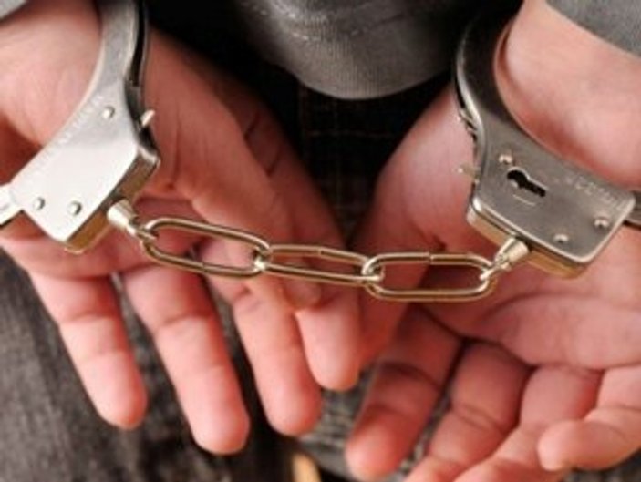 Söke'de 2 komiser gözaltına alındı
