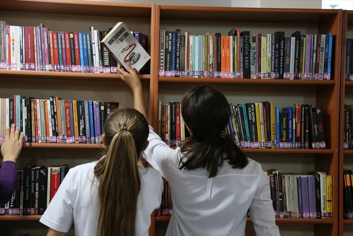 Siirt'te kütüphanelerde FETÖ temizliği