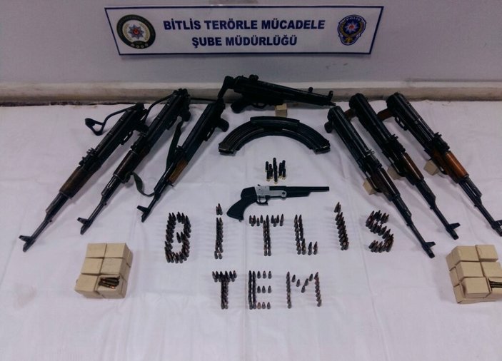 Bitlis’te PKK’ya ait silah ve mühimmat ele geçirildi