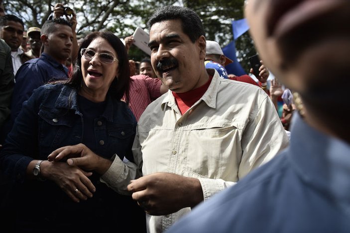 Venezuela'da Maduro'ya destek yürüyüşü