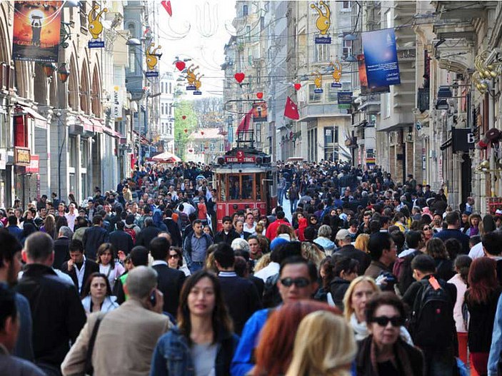 İstiklal Caddesi'ndeki mağazalar taşınıyor