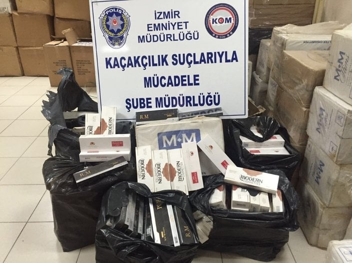 İzmir'de 43 bin liralık kaçak sigara ele geçirildi