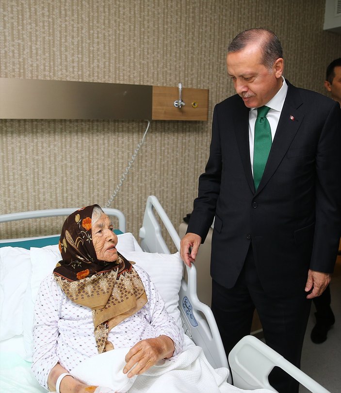 Cumhurbaşkanı Erdoğan'dan hasta ziyaretleri