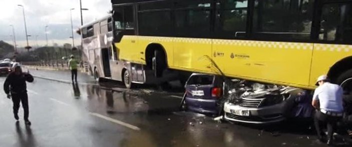 Şemsiyeli saldırgan metrobüs şoförünü suçladı