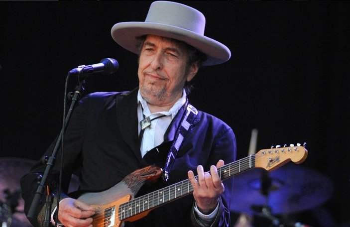 Nobel Edebiyat Ödülü'nü Bob Dylan kazandı