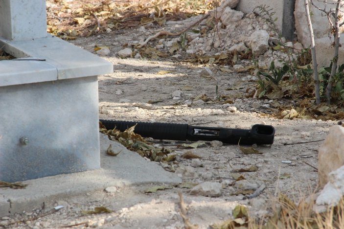 Uzman çavuş dedesinin mezarının başında intihar etti