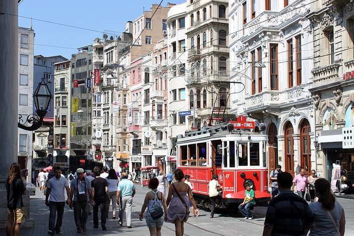 Beyoğlu'nda kiralar düşüyor