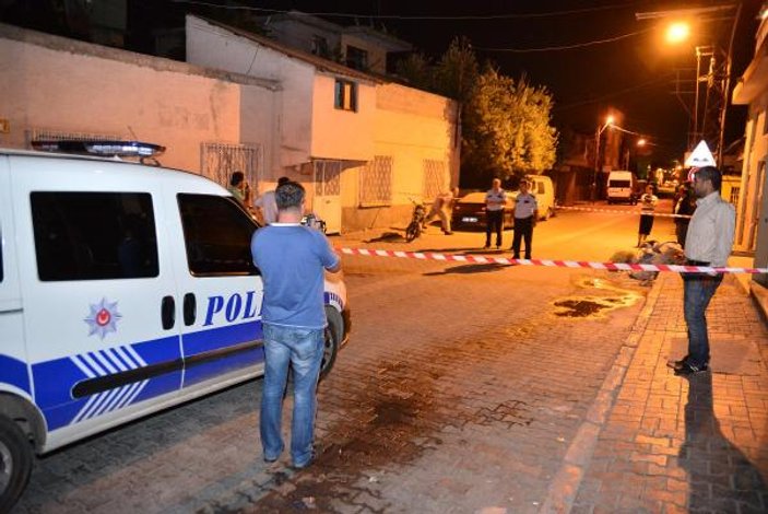 Adana'da yol ortasında cinayet