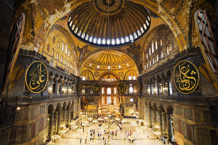 Ayasofya'ya asaleten imam atandı