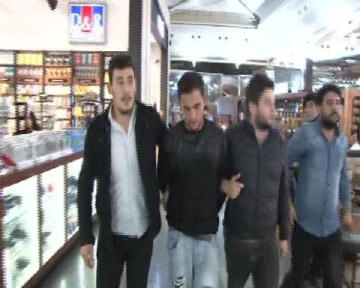 Atatürk Havalimanı'nda DEAŞ'lı yolcu alarmı