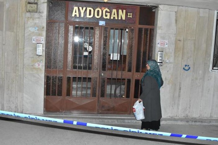 Konya'da 5 katlı bina güvenlik amaçlı boşaltıldı