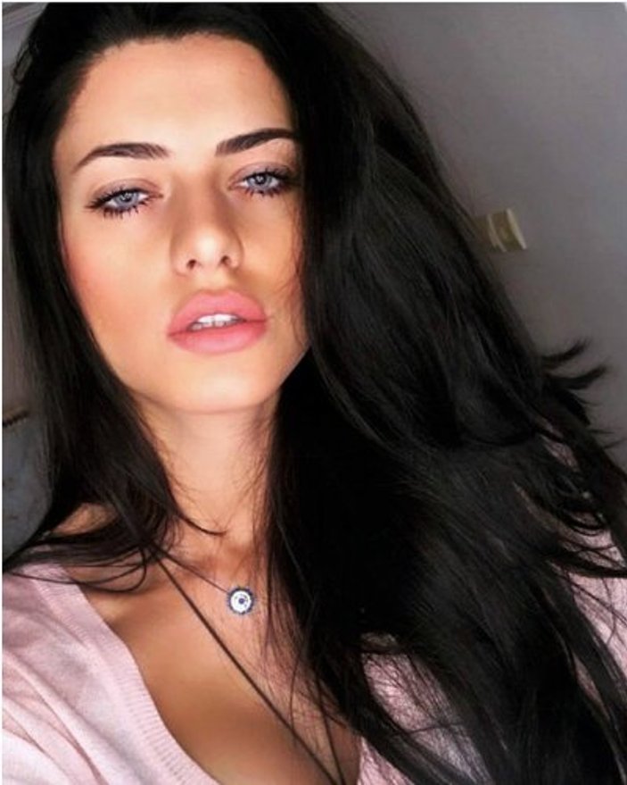 Kıbrıs'taki güzellik yarışmasını Türk model kazandı