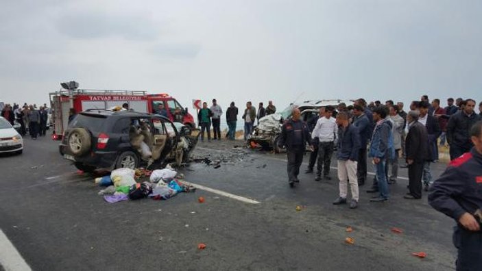 Bitlis’te kaza: 2 ölü 5 yaralı