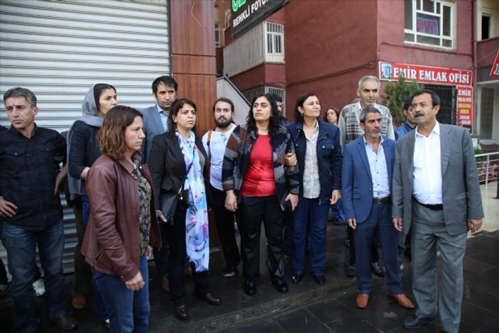 Diyarbakır'da esnaftan HDP'lilere tepki
