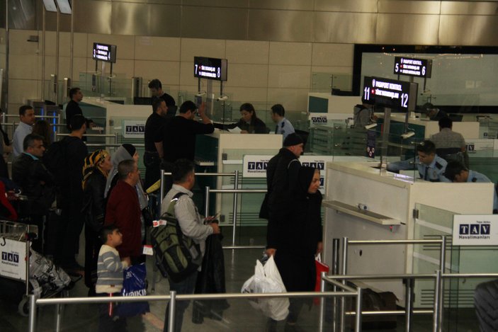 Atatürk Havalimanı’nda pasaport işlemi arızası