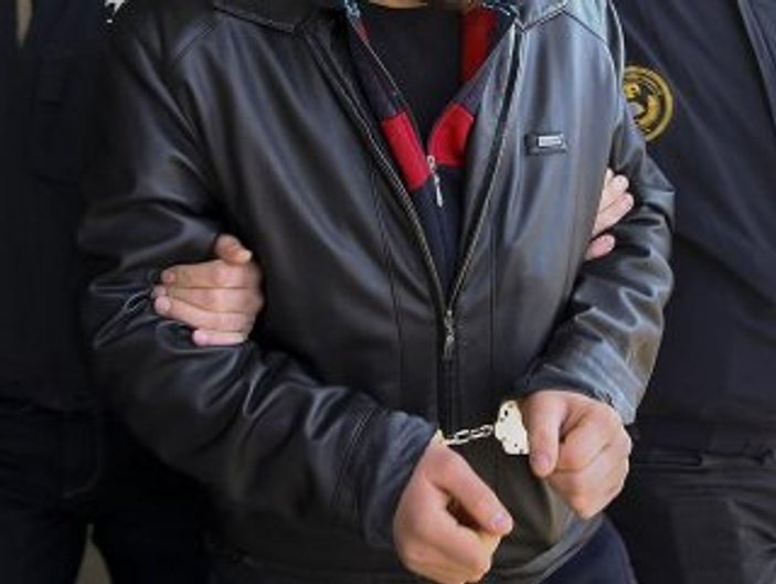 Adana'da 12 sağlık personeli FETÖ'den gözaltında