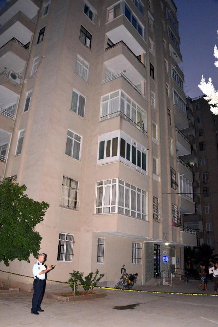 Adana'da 13 yaşındaki Aleyna intihar etti
