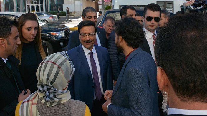 Cumali Atilla Diyarbakır Sur'da vatandaşlarla görüştü