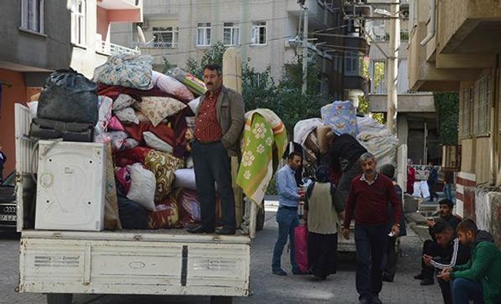 Diyarbakır’daki patlamanın ardından bölgede göç başladı