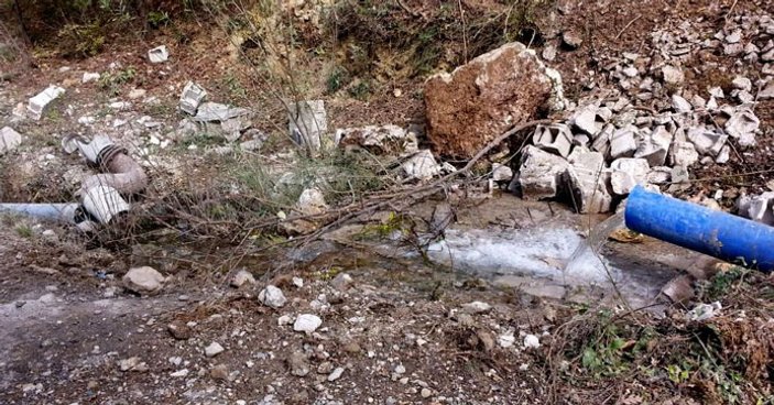 PKK içme suyu hattını patlattı