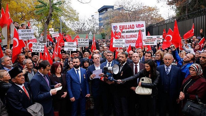 Şehit yakınları terör destekçisi ülkeleri protesto etti