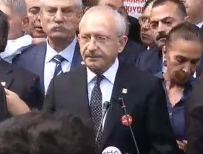 Kılıçdaroğlu'ndan Cumhuriyet gazetesine ziyaret