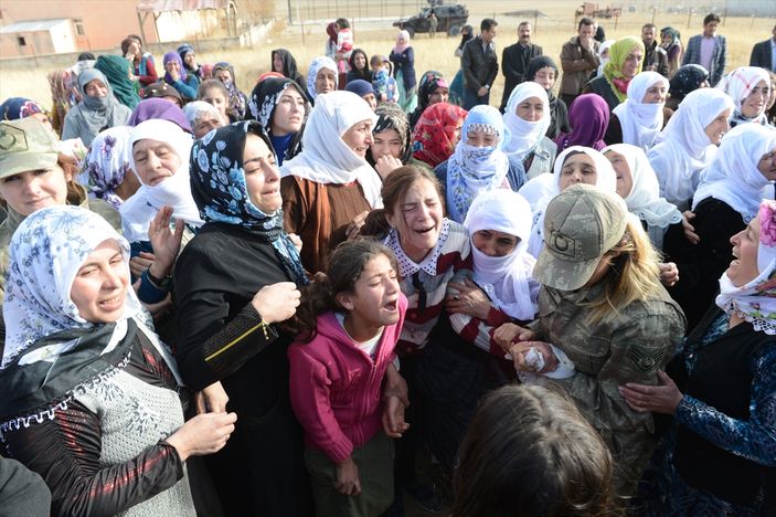 Vanlı şehit korucular son yolculuğuna uğurlandı