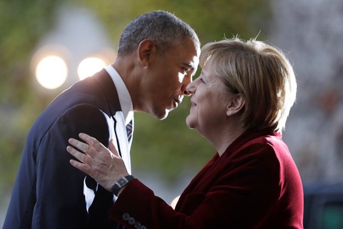 Obama'dan Merkel'e veda busesi