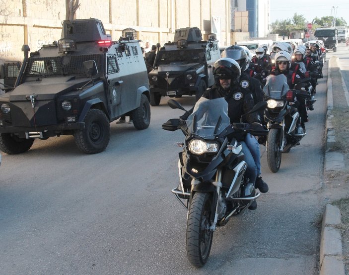Adana'da 300 polisle uygulama