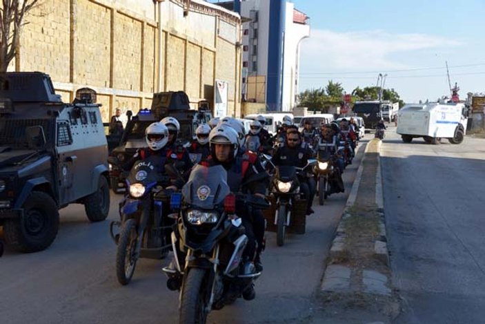 Adana'da 300 polisle huzur operasyonu