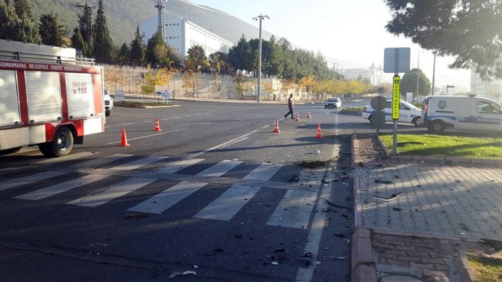 Kahramanmaraş'ta TIR refüje çarptı: 2 ölü