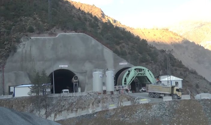 Yeni Zigana Tüneli Projesi'nde çalışmalar sürüyor