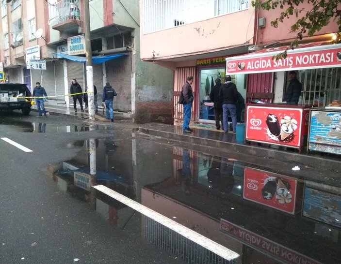 Diyarbakır'da Kara Şehitliği'ne EYP'li saldırı