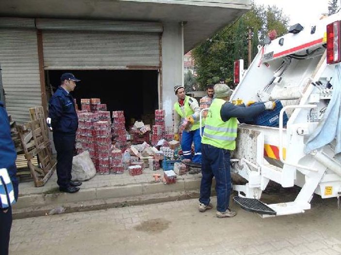 İslahiye’de kullanma tarihi geçen 1 ton gıda imha edildi