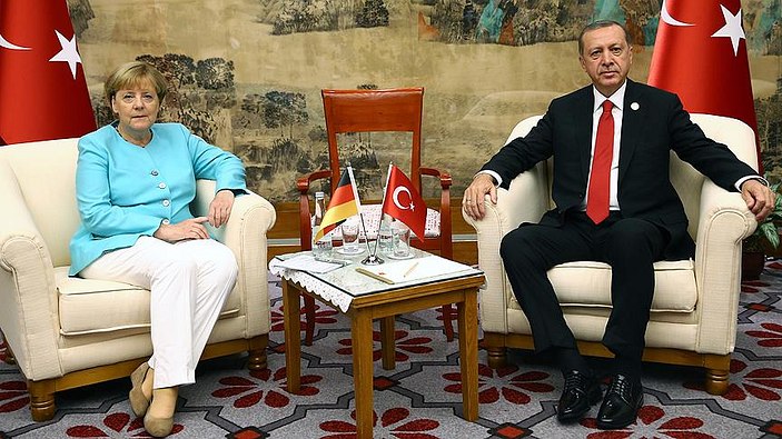 Cumhurbaşkanı Erdoğan, Merkel ile görüştü