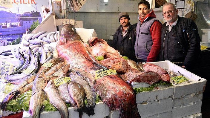 Eskişehir'de 142 kilo yayın balığı yakalandı