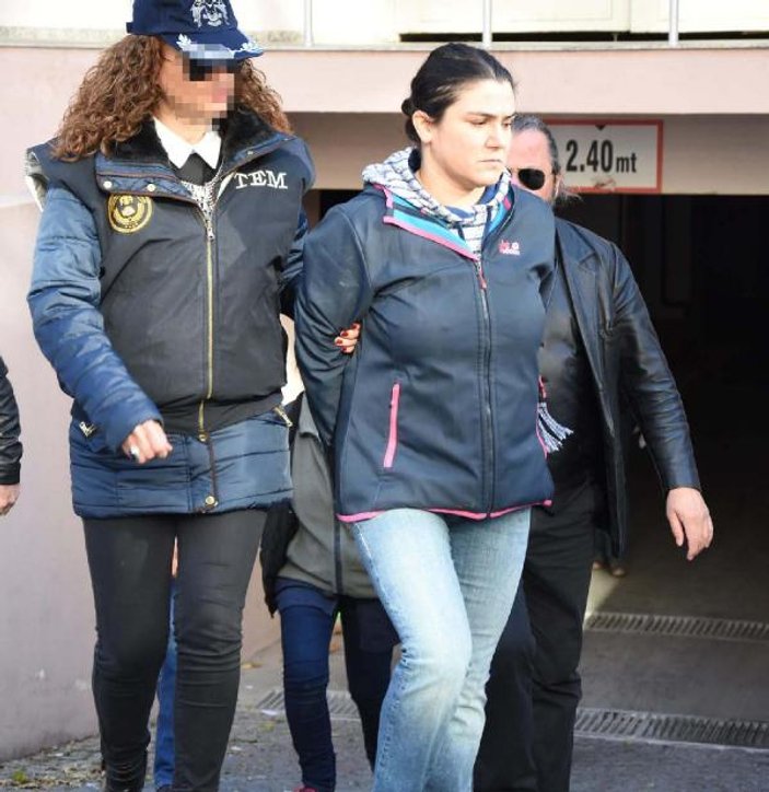 İzmir'de yakalanan kadın teröristler adliyeye sevk edildi