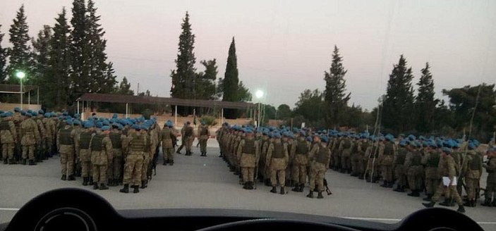 Fırat Kalkanı Harekatı'na komando desteği