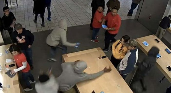 ABD'deki Apple Store'a hırsızlar dadandı