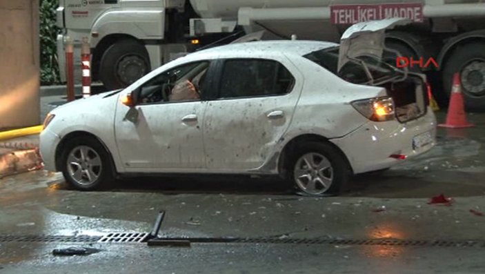İstanbul'da otomobile el bombası atıldı