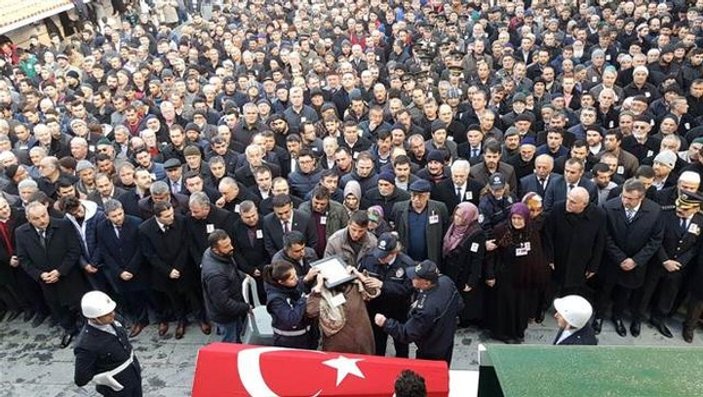 Şehit polis Tanrıkulu'yu Sinop'ta 10 bin kişi uğurladı