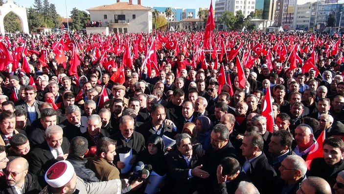 Şanlıurfa'da 'teröre tepki kardeşliğe davet' yürüyüşü