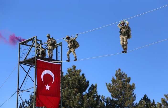 Terörle mücadelenin merkezi Kayseri 1. Komando Tugayı