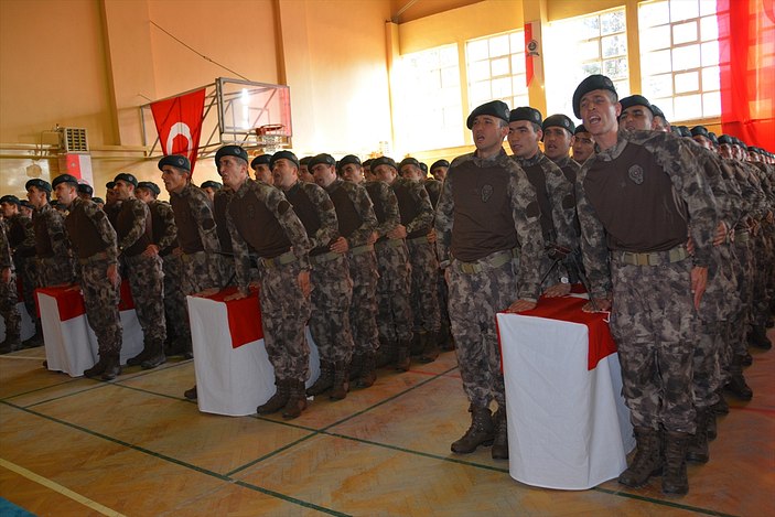 Özel harekat polisleri Balıkesir'de yemin etti