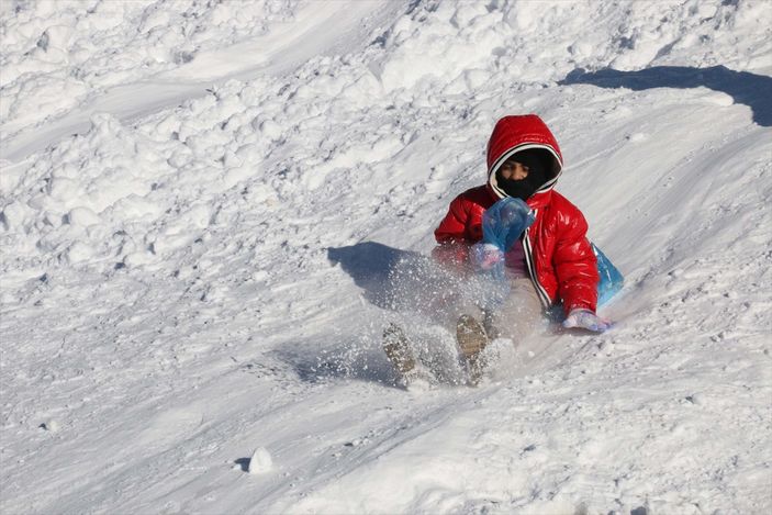 Abant Gölü üzerinde yürüyüş keyfi