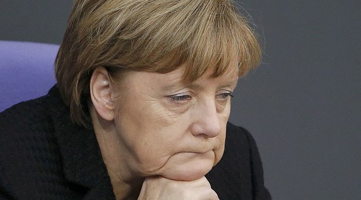 Terör Merkel'i derinden sarstı