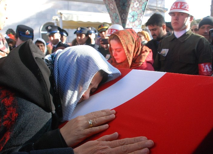 Tokat'ta 24 günlük nişanlı şehide veda