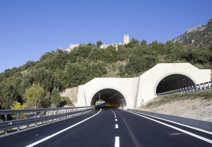 Salerno-Reggio Calabria duble yolu 55 yıl sonra açıldı