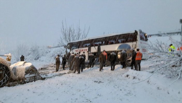 Sinop'ta yolcu otobüsü devrildi: 5 ölü